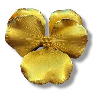 Vintage Giovanni Gold Tone Pansy Flower Brooch